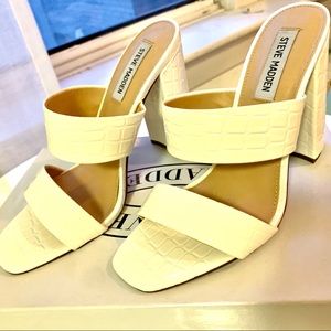 Steve Madden Taya Sandal Croc Size 8 White